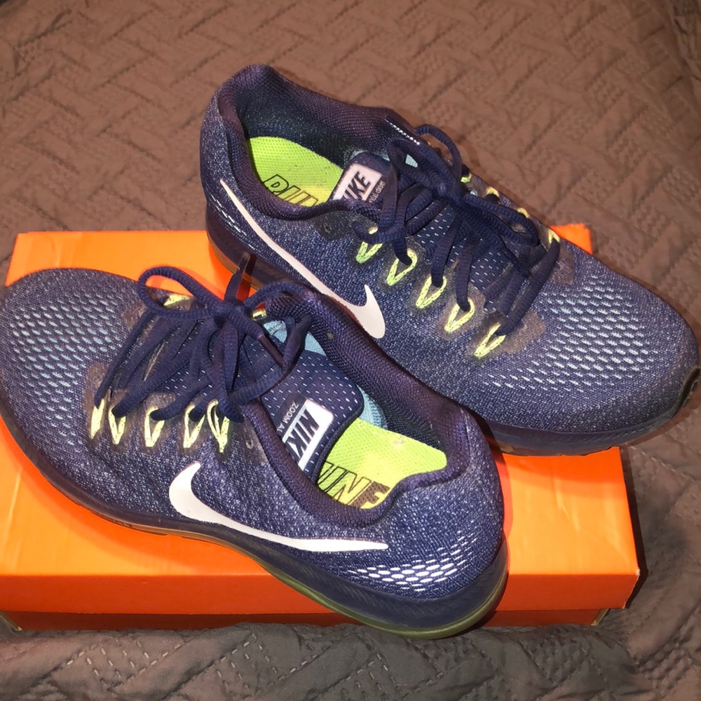 Nike Sneakers